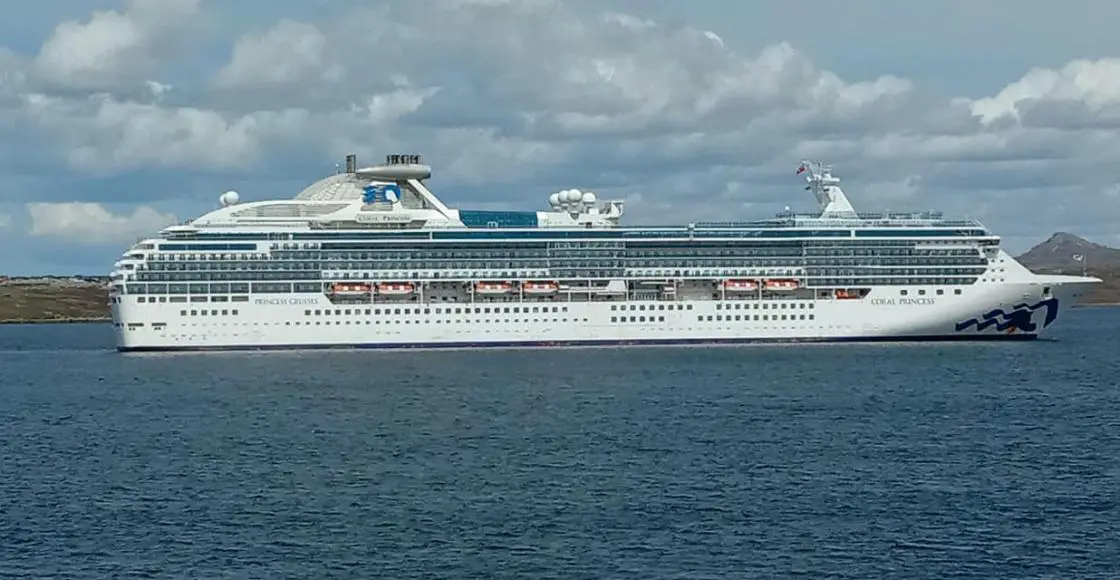 current location of coral princess cruise ship